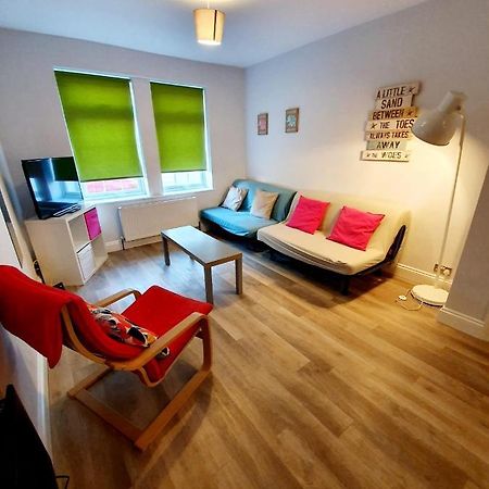 Beautiful 3 Bedroom House At The Sea Front - Amazing Location Southend-on-Sea Exterior photo