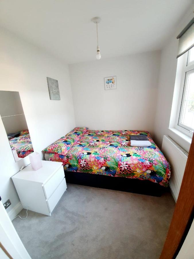 Beautiful 3 Bedroom House At The Sea Front - Amazing Location Southend-on-Sea Exterior photo